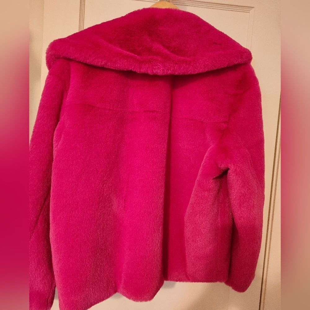 NWT House of Harlow 1960 Fuchsia Ultra Soft Faux Fur Sz. XS Bonus Ear Muffs! - Picture 11 of 11